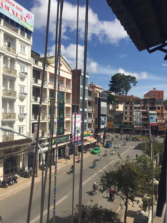 Thien Phuc Guesthouse Dalat Exteriör bild