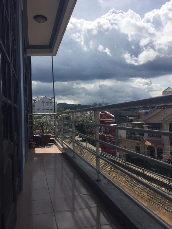 Thien Phuc Guesthouse Dalat Exteriör bild