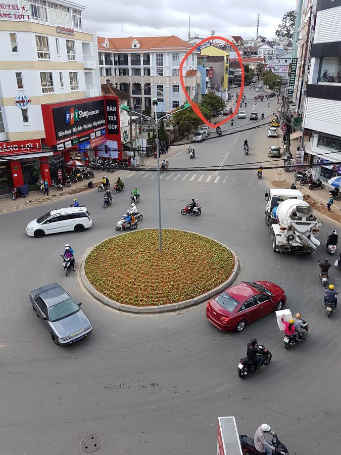 Thien Phuc Guesthouse Dalat Exteriör bild