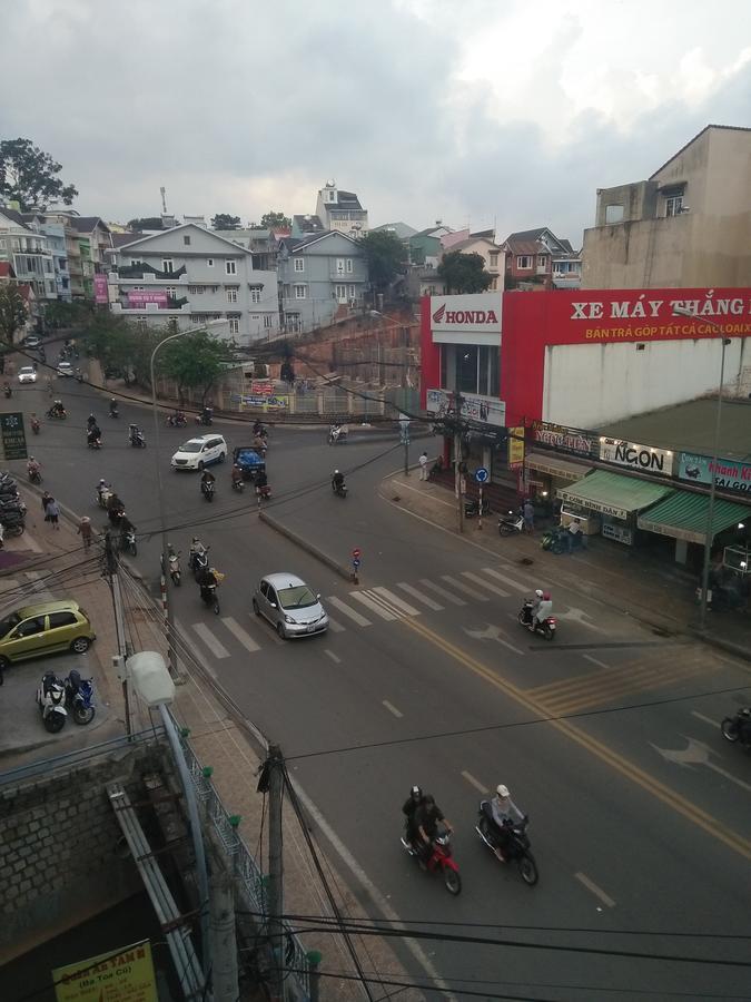Thien Phuc Guesthouse Dalat Exteriör bild